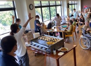 独自の“働き方改革”を次々に実施。 持続可能な介護現場から豊かな未来を。 介護付有料老人ホーム『あかしあ大河』-その4-